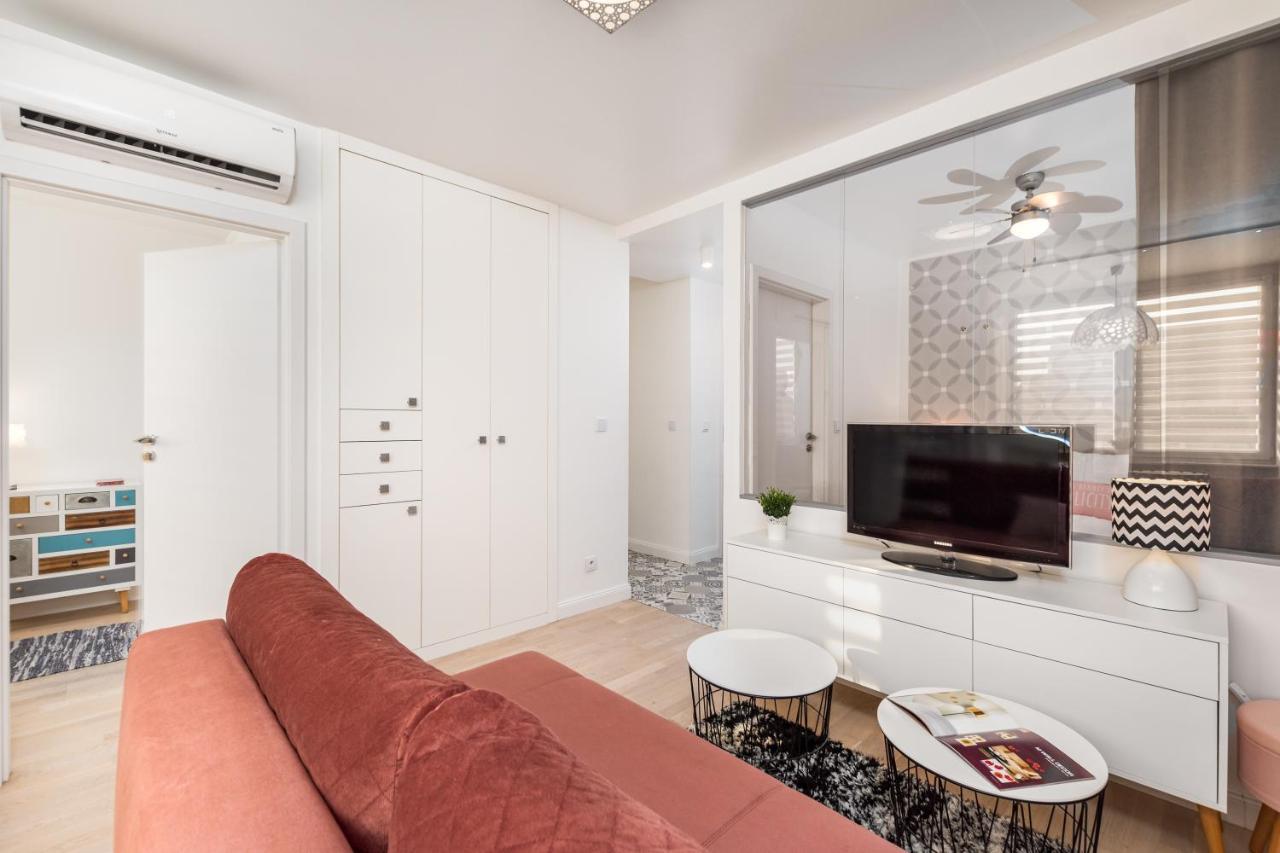 Solidarnosci 68 By Homeprime Varsovia Exterior foto